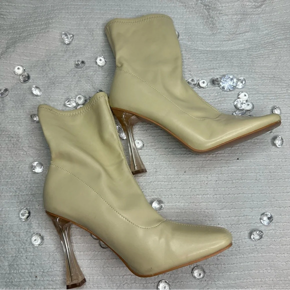 PrettyLittleThing Shoes - PrettyLittleThing boots